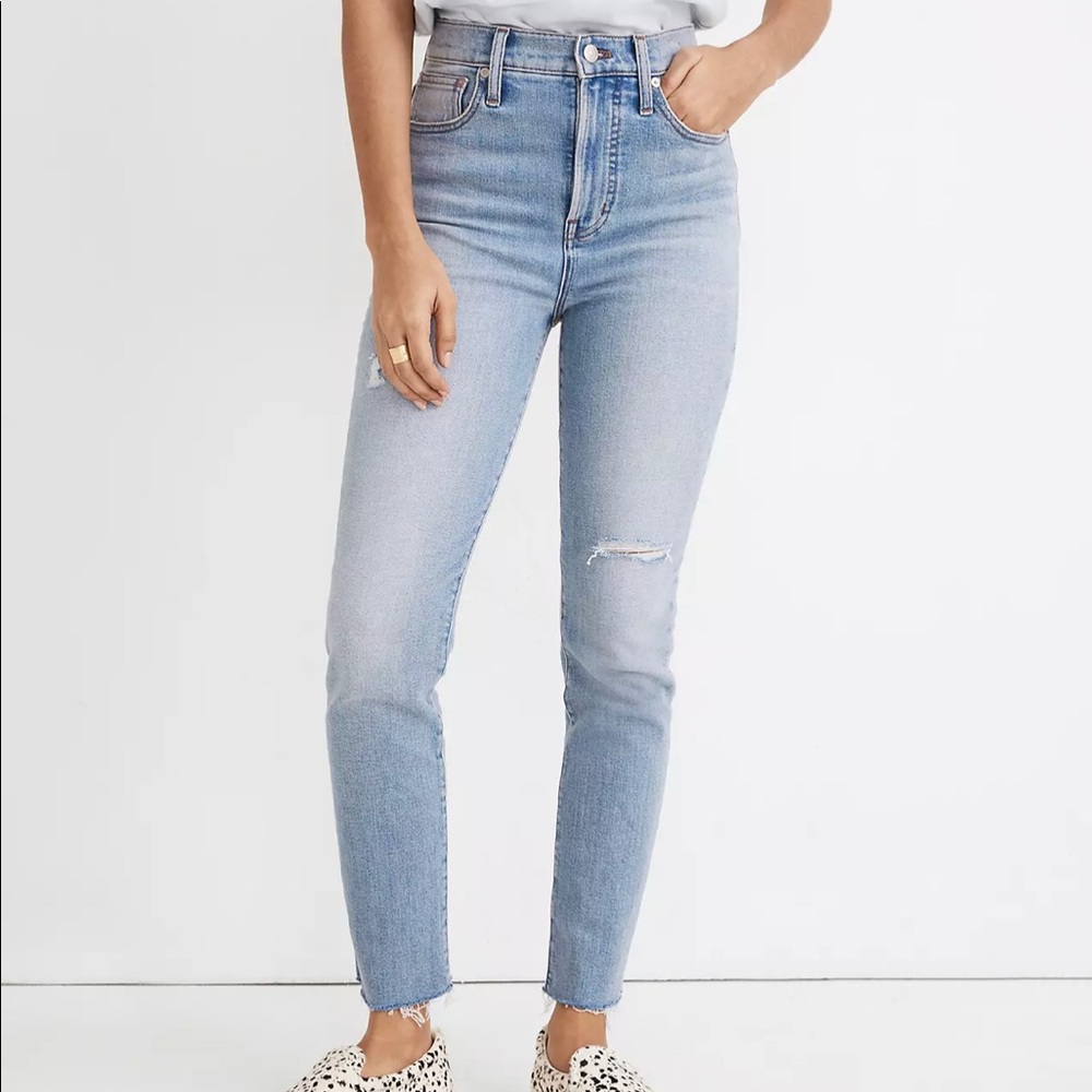 The Petite Perfect Vintage Jean in Coffey Wash: Worn-in Edition